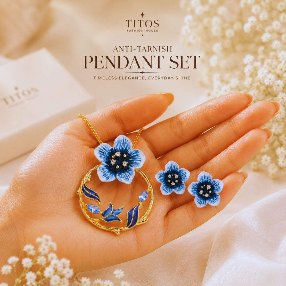 Women’s Elegant Flower Pendant Necklace & Earrings Set – Luxury Floral Jewelry